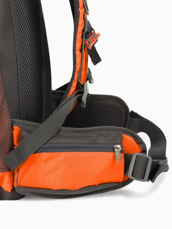 Рюкзак тур 65+5л, 30*20*53, отдел на шнурке, 5нар+2вн кармана, цвет оранжевый