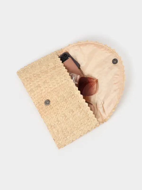 Сумка клатч плетёная из пальмового листа, 28&times;16&times;2 см, бежевая