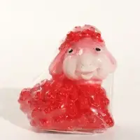 Свеча новогодняя "Овечка малая" 7х4,5х8 см, красный