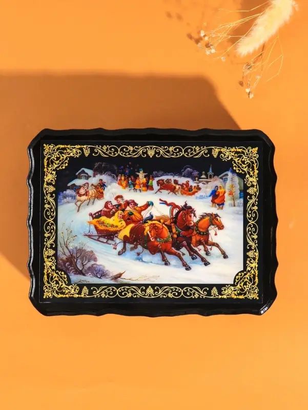 Шкатулка для украшений &laquo;Гонки на лошадях&raquo;, 17&times;23&times;6 см, лаковая миниатюра