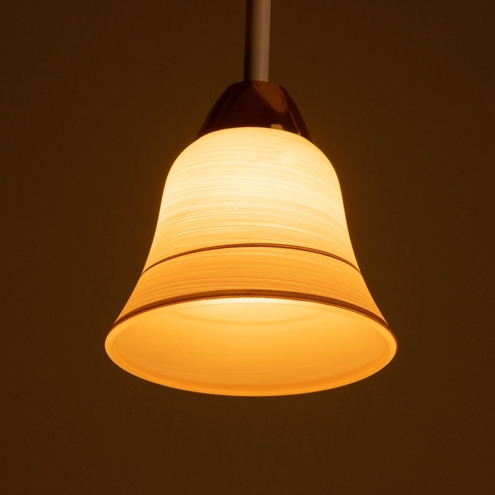 Плафон Е27 бело-золотой Плафон Е27 бело-золотой