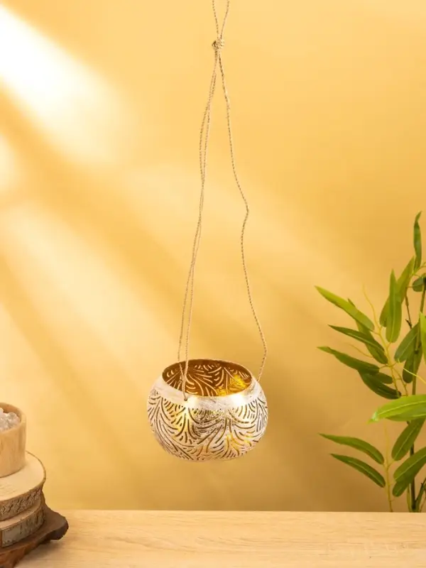 Подсвечник подвесной из кокоса, 14×14×10 см, бело-золотой