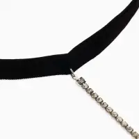 Бодичейн на бедро со стразами, белая в серебре