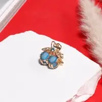 Крабик для волос &laquo;Арфея&raquo;, вишенки, 2.3 см, золотистый МИКС