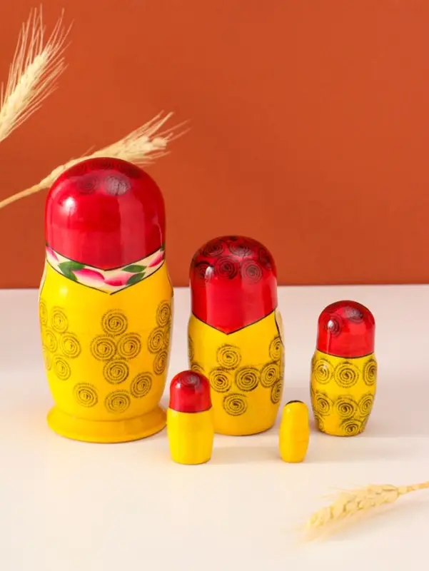 Матрёшка дерево &laquo;Нина&raquo;, красный платок, 6 кукольная, 12-14 см