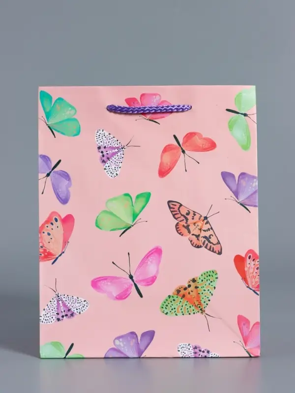 Пакет подарочный "Крылья счастья" ламинированный 18 х 22,3 х 10 см