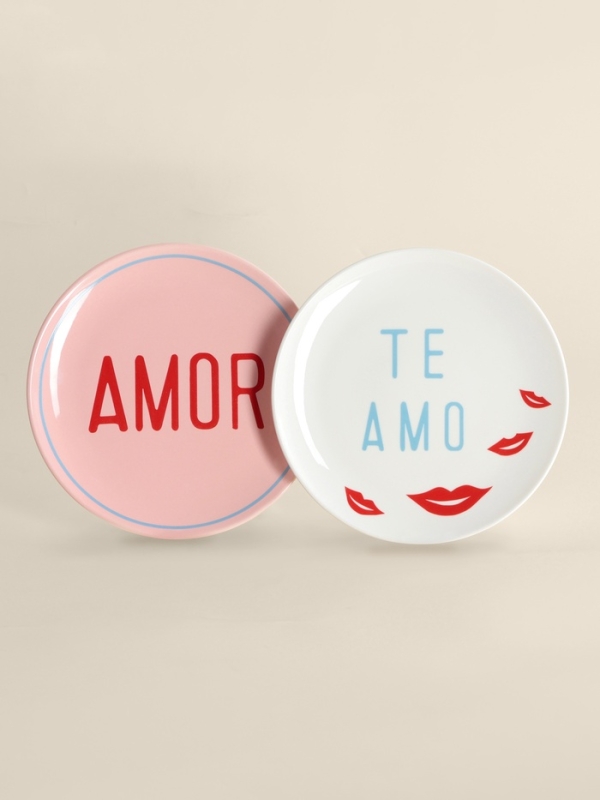 Тарелки SL Home «Уроки испанского: Amor - Te amo», d=22 см, набор 2 шт., фарфор, белые, розовые Тарелки SL Home «Уроки испанского: Amor - Te amo», d=22 см, набор 2 шт., фарфор, белые, розовые