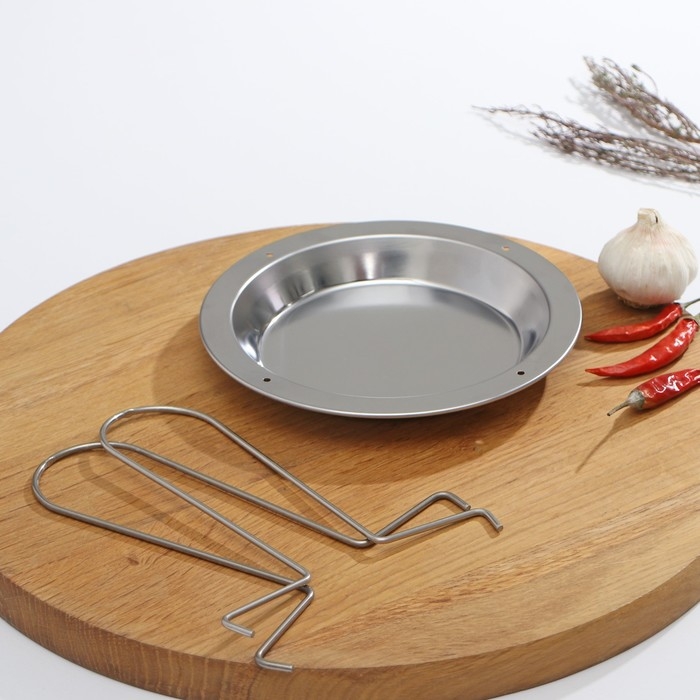 Форма из нержавеющей стали для курицы-гриль Доляна, d=16,5 см, h=17 см, цвет хромированный Форма из нержавеющей стали для курицы-гриль Доляна, d=16,5 см, h=17 см, цвет хромированный