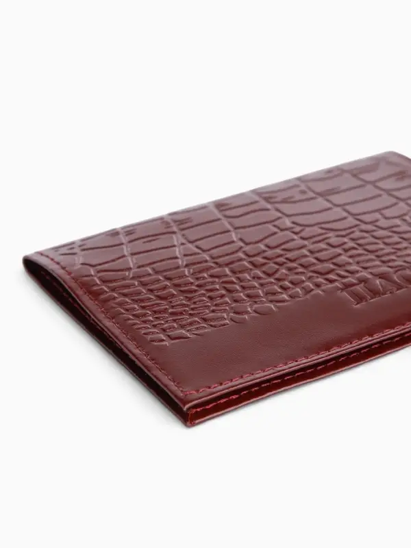 Обложка для паспорта, натуральная кожа, под крокодила, бордовая