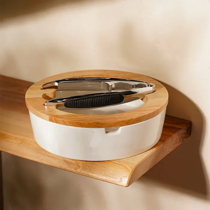 Орешница с орехоколом SL Home &laquo;Тренто&raquo;, 2 предмета: орешница, орехокол, фарфор