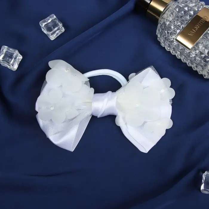 Бант для волос на резинке &laquo;Школьница. Стиль&raquo;, цветы, 12 см, белый