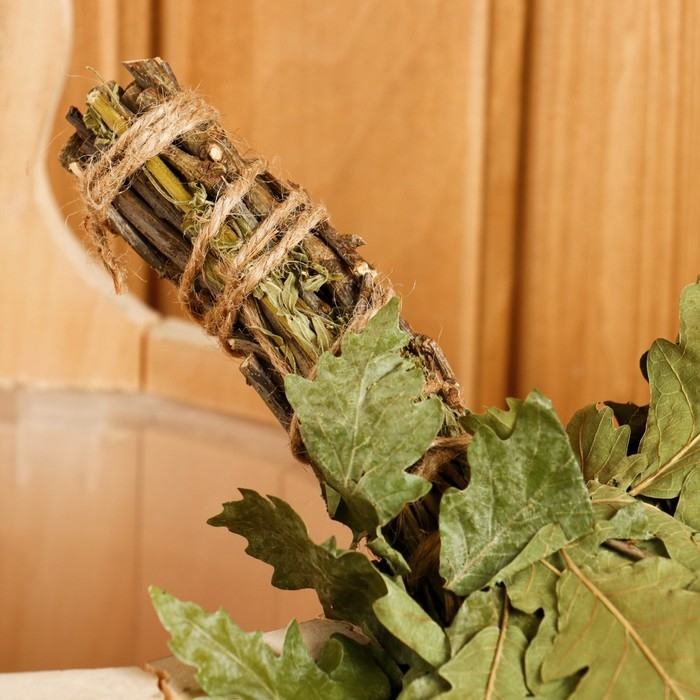 Веник для бани дубовый, 55 см с шалфеем Веник для бани дубовый, 55 см с шалфеем