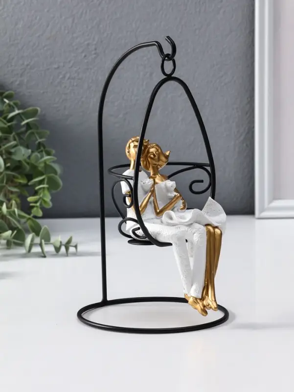 Сувенир полистоун "Парочка качается на качеле" бело-золотой 13,5х13,5х26 см