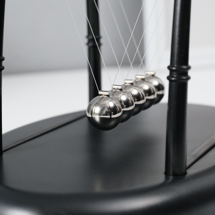 Маятник Маятник "Шары техно" бамбук чёрный 18х22,5х14 см