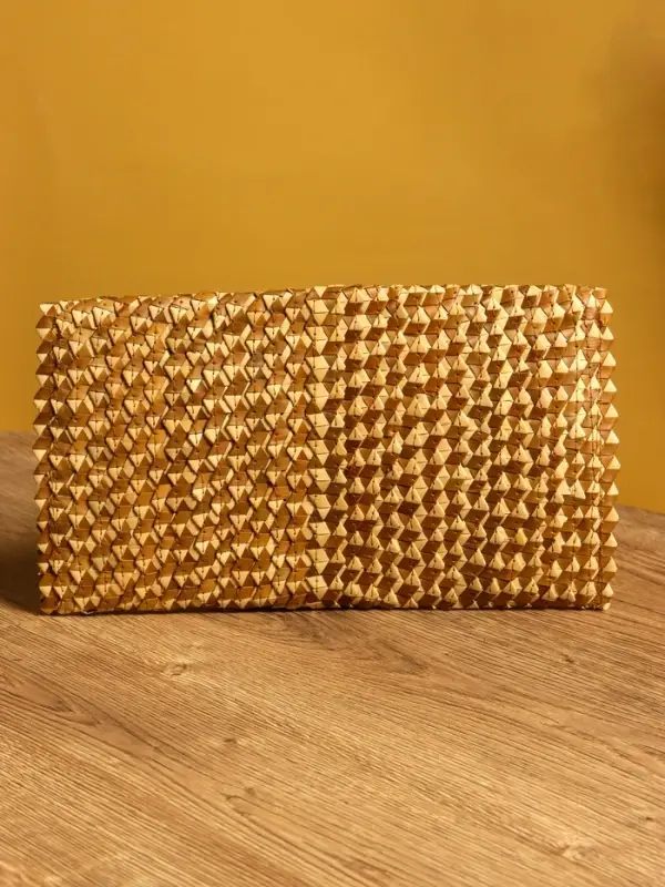 Сумка клатч плетёная из пальмового листа, 28×16×2 см, золотистая