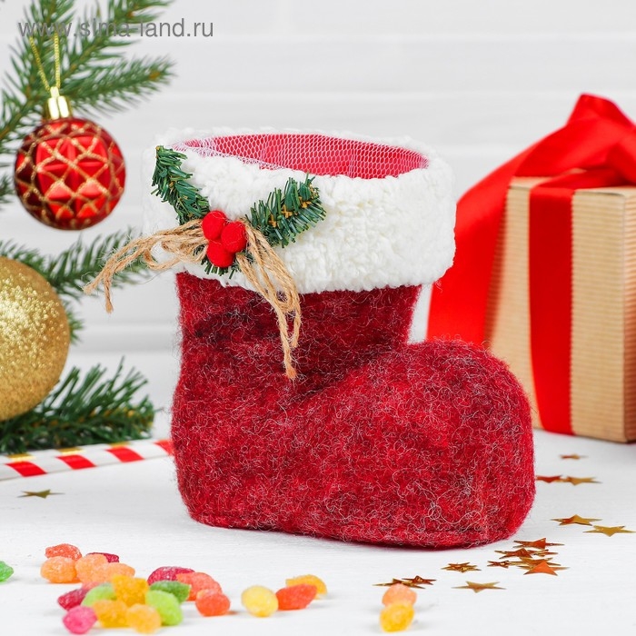 Конфетница «Сапожок», с веточкой, на завязке, вместимость 400 г, цвет красный Конфетница «Сапожок», с веточкой, на завязке, вместимость 400 г, цвет красный