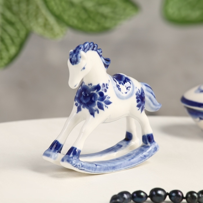 Сувенир гжель «Конь-качалка», бело-синий,керамика, Сувенир гжель «Конь-качалка», бело-синий,керамика,