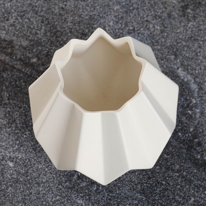 Кашпо - ваза  Кашпо - ваза "Треугольники" 13х13х14см, белое