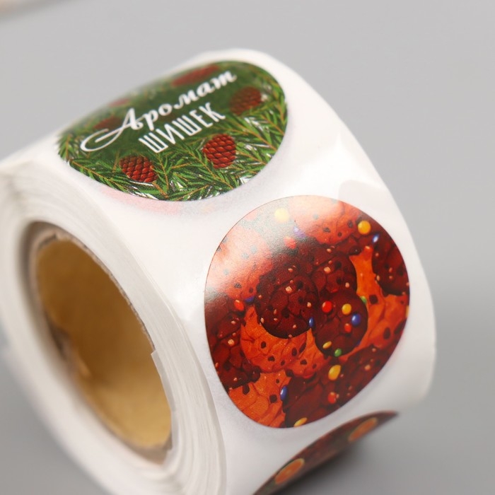 Наклейка бумага Наклейка бумага "Пряный Новый год" d=2,5 см 252 шт в рулоне