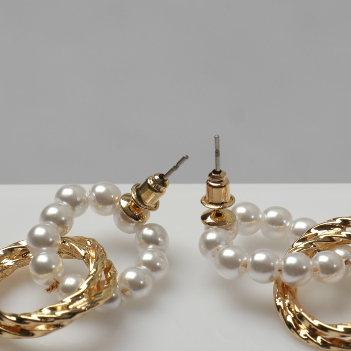 Серьги с жемчугом «Два кольца» бусины и металл, цвет золото Серьги с жемчугом «Два кольца» бусины и металл, цвет золото