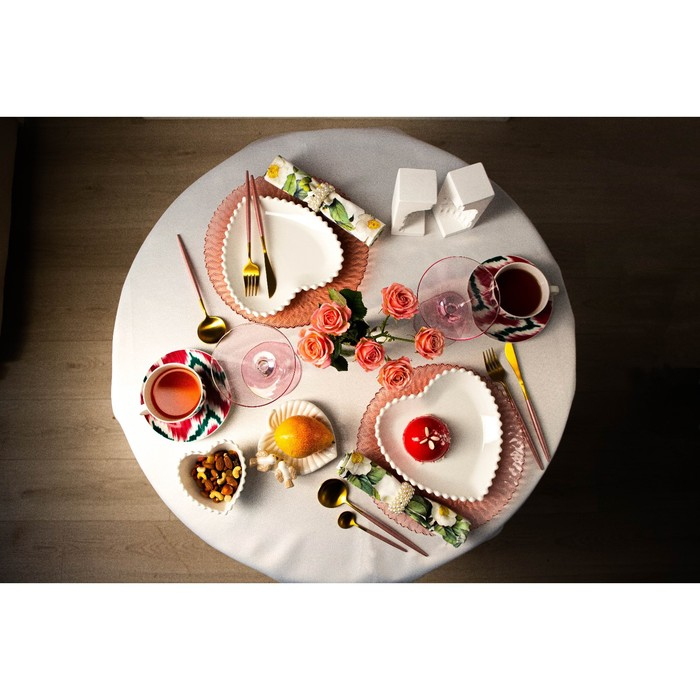 Тарелка фарфоровая Magistro «Сердце», 20,5×21×2,5 см, цвет белый Тарелка фарфоровая Magistro «Сердце», 20,5×21×2,5 см, цвет белый