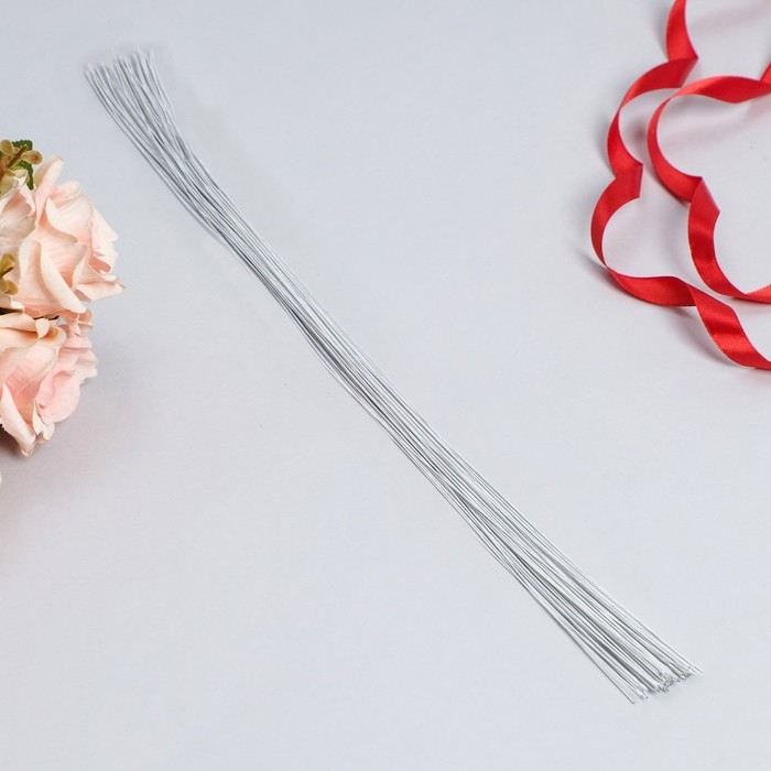 Флористическая проволока в бумажной оплётке  Флористическая проволока в бумажной оплётке "Белая", длина 60 см, 0,8 мм, набор 50 шт