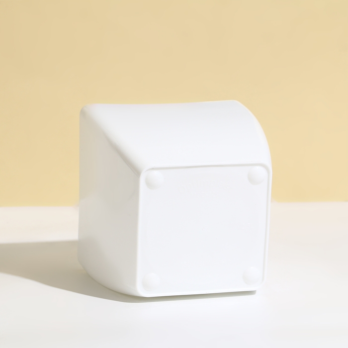 Горшок для цветов, 15 × 15 см, 2,5 л, пластик, белый Горшок для цветов, 15 × 15 см, 2,5 л, пластик, белый