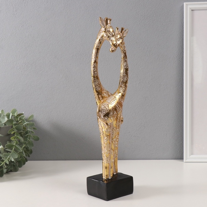 Сувенир полистоун "Жирафы - нежность" геометрические узоры золото 10х7х39,5 см