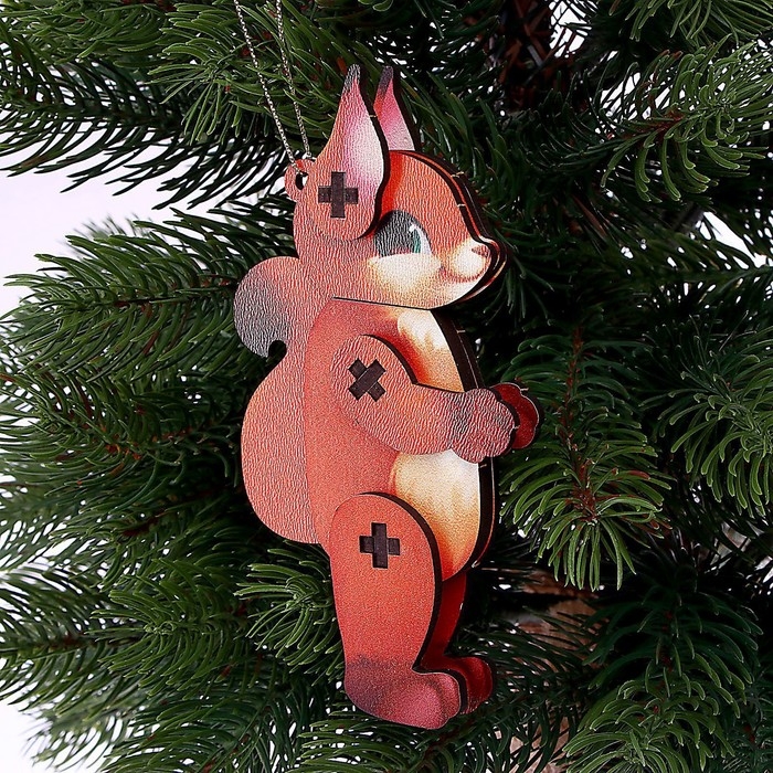 Ёлочная деревянная подвеска &laquo;Новый год! Белочка&raquo;