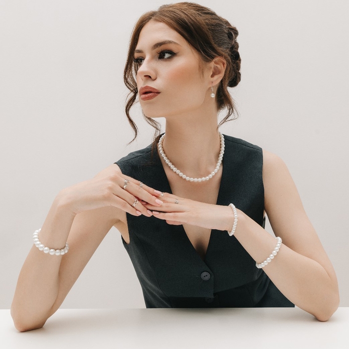 Набор 3 предмета: серьги, бусы, браслет, цвет белый, 45 см Набор 3 предмета: серьги, бусы, браслет, цвет белый, 45 см