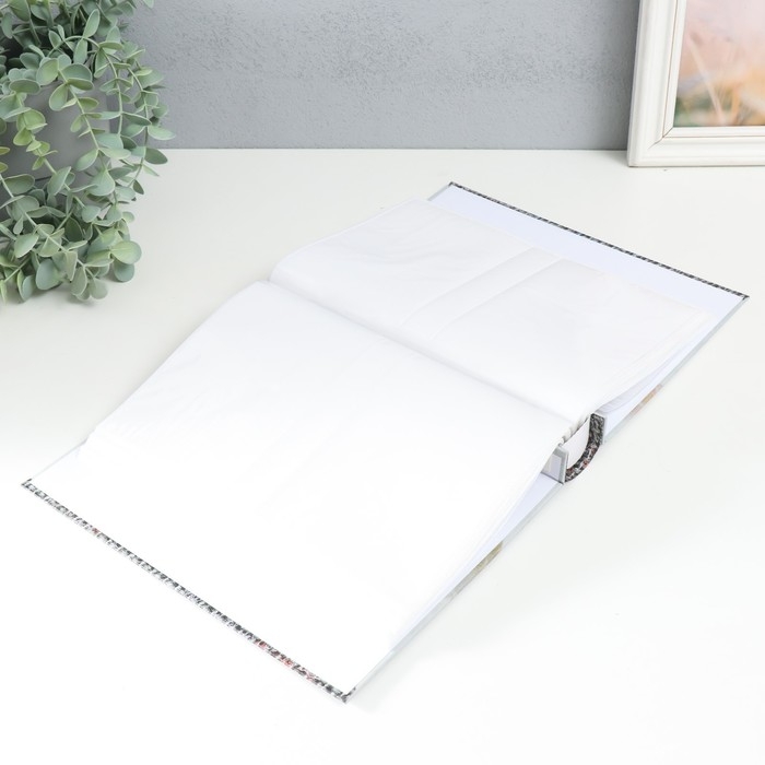 Фотоальбом на 200 фото 10х15 см Фотоальбом на 200 фото 10х15 см "Белые хризантемы" МИКС 26х20,5х5,7 см