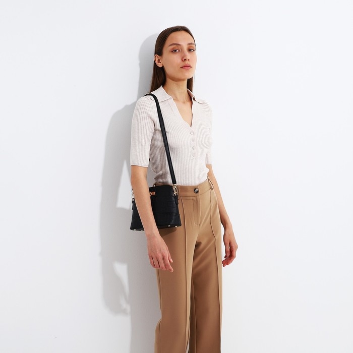 Сумка кросс-боди на молнии, цвет чёрный Сумка кросс-боди на молнии, цвет чёрный