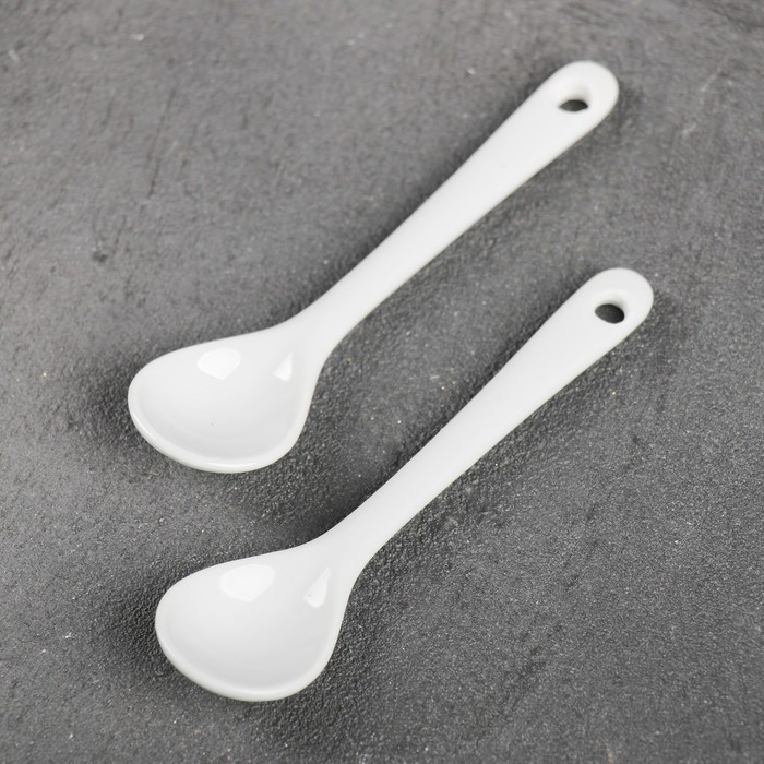 Набор керамический «Муж и жена»: кружка 140 мл 2 шт., ложка 2 шт., цвет белый Набор керамический «Муж и жена»: кружка 140 мл 2 шт., ложка 2 шт., цвет белый