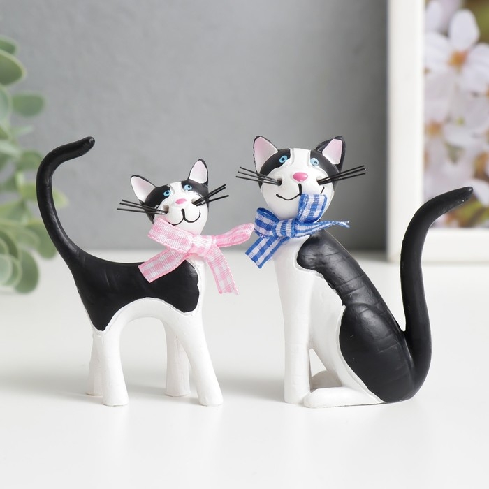 Сувенир полистоун Сувенир полистоун "Кошки с бантиками" набор 2 шт 9,3х7х3,7 10х6,5х3 см