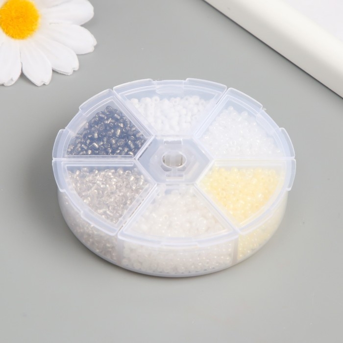 Бисер стекло 8/0 (3 мм) в шкатулке  Бисер стекло 8/0 (3 мм) в шкатулке "Белый" 6 цветов х 10  гр 8х8х2 см