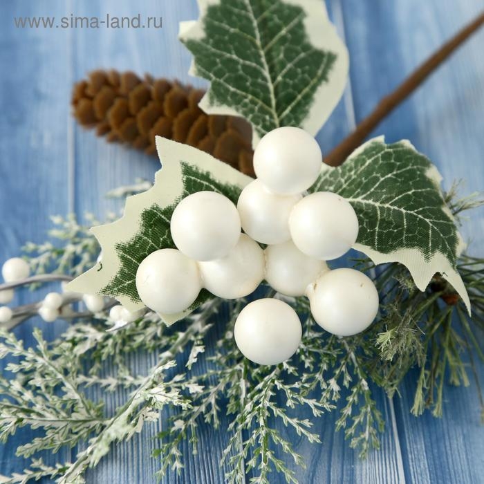 Декор  Декор "Зимнее очарование" шишка шарики зелень, 22 см