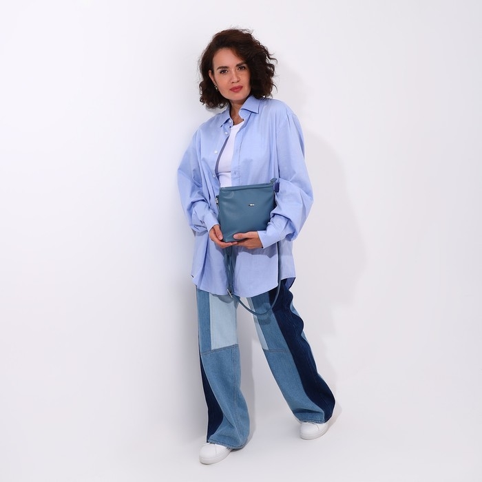 Сумка кросс-боди на молнии, цвет голубой Сумка кросс-боди на молнии, цвет голубой