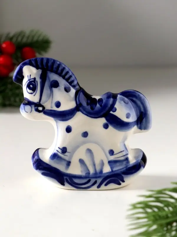 Сувенир Коняшка-качалка, 8х9,5 см, гжель Сувенир Коняшка-качалка, 8х9,5 см, гжель