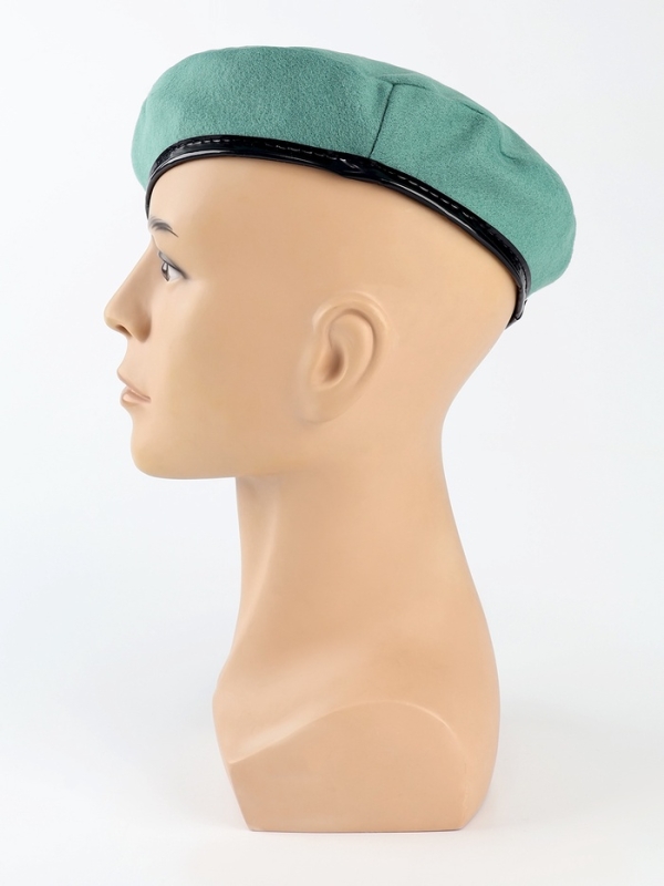 Берет военного, цвет зелёный Берет военного, цвет зелёный