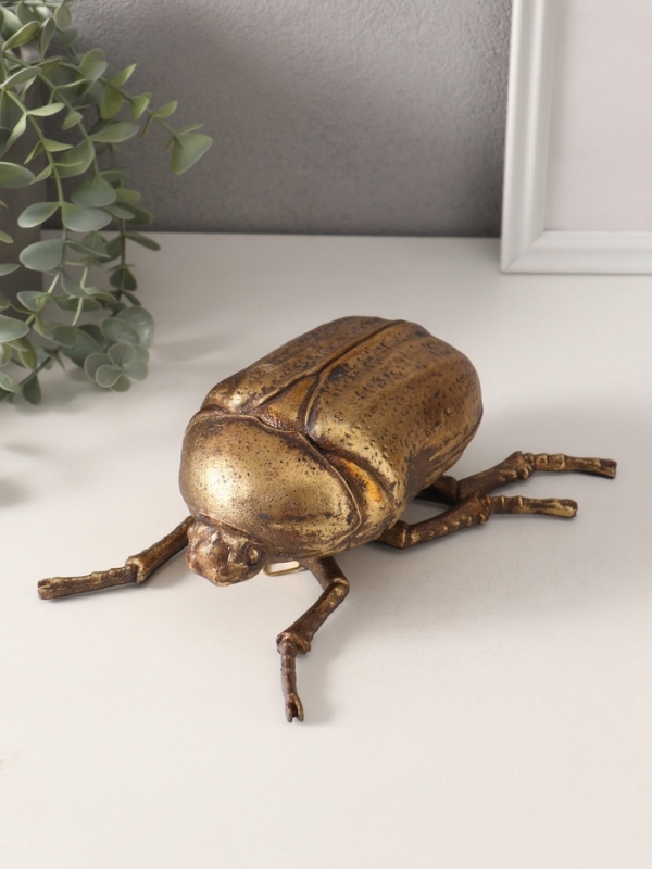 Сувенир полистоун  Сувенир полистоун "Жук Золотистая бронзовка" 22,5х17х7,5 см