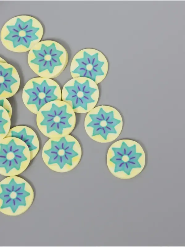 Декор для творчества PVC Декор для творчества PVC "Яблоко в разрезе" набор 20 гр 0,3х2х2 см