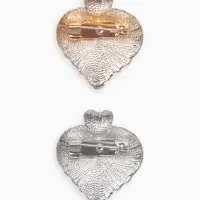 Брошь &laquo;Сердце из рукопожатия&raquo;, МИКС