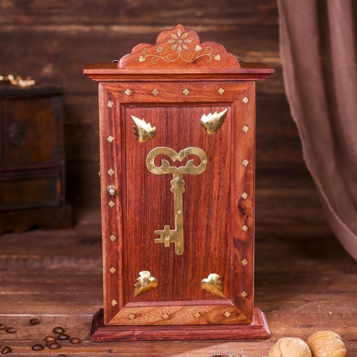 Ключница дерево Ключница дерево "Ключ" 28х16х6 см