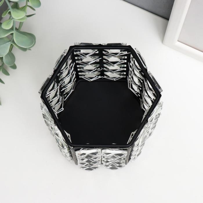 Подсвечник металл на 1 свечу  Подсвечник металл на 1 свечу "Кристаллы" многогранник чёрный 12х11х11 см