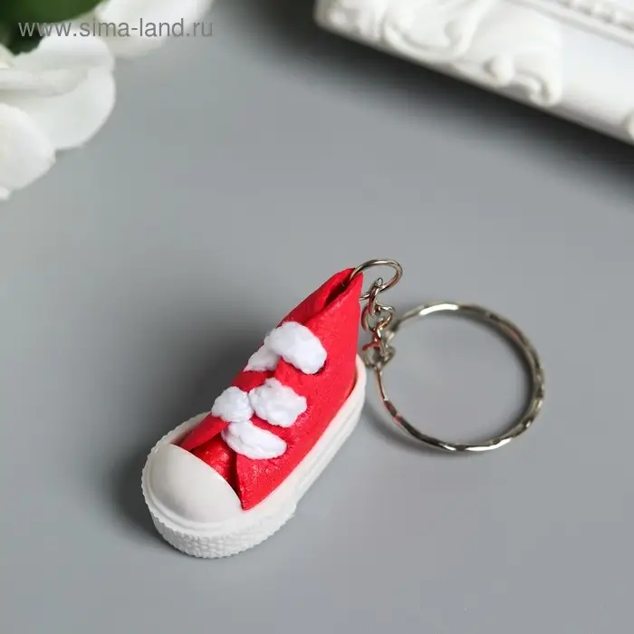 Брелок резина  Брелок резина "Яркий кед" МИКС 3,7х3х1,7 см