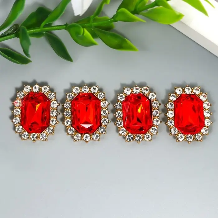 Декор для творчества металл  Декор для творчества металл "Медальон восьмиугольный" рубин кристалл стразы 2х1,5 см