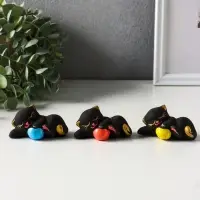 Фигурка керамика &laquo;Котик с мячом лёжа&raquo;, 7 см, чёрный, МИКС