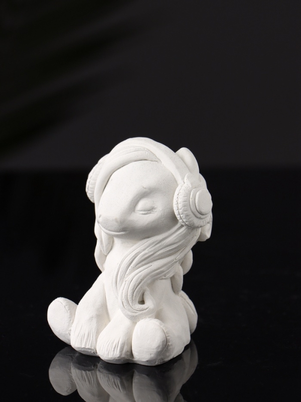 Фигура под роспись   Фигура под роспись  "Пони в наушниках" 7х6 см