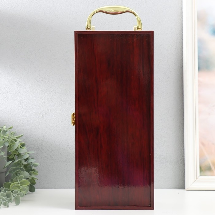 Шкатулка подарочная под бутылку «Герб: корона и львы», дерево, красный, 3 предмета, 15×11×35 см