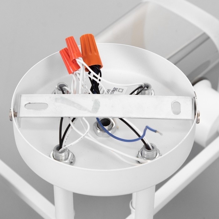 Люстра ГАЛЛОП Люстра ГАЛЛОП "Тонни" 6х60Вт Е27 белый